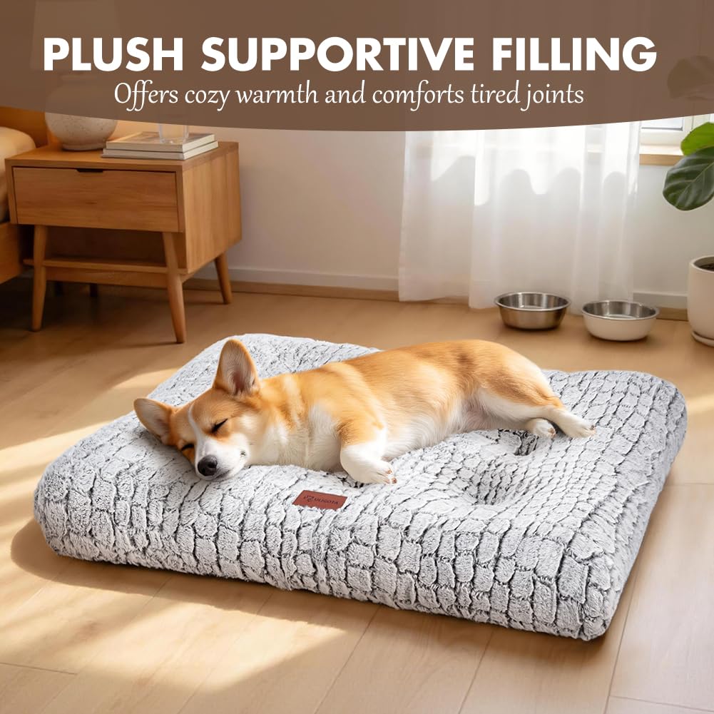 White Dog Crate Pad 24"x18" J699