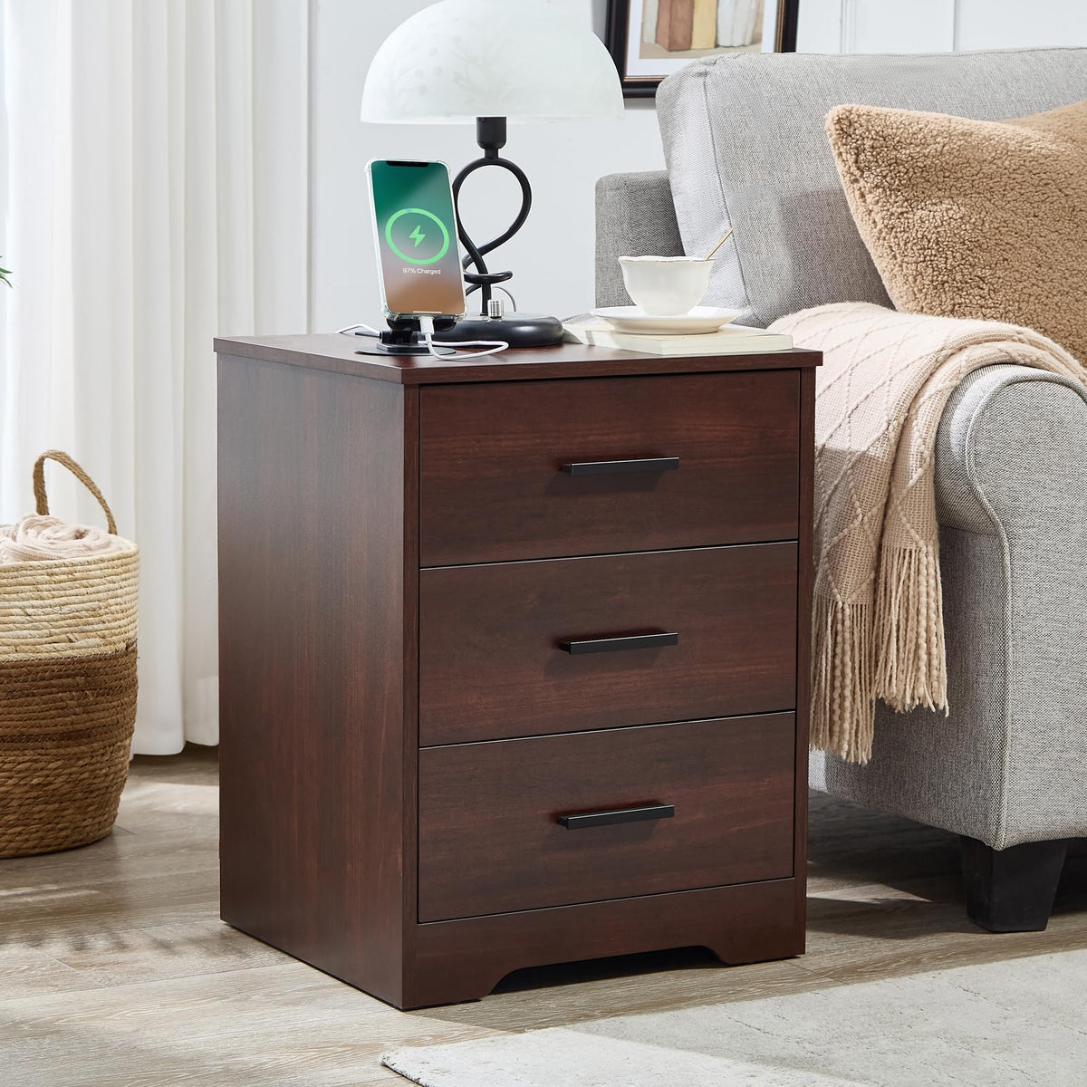 Cherry Wood 3 Drawer Dresser Q296877